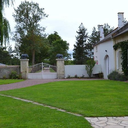 Le Domaine Des Bois Panzió Mauzé-Thouarsais Kültér fotó